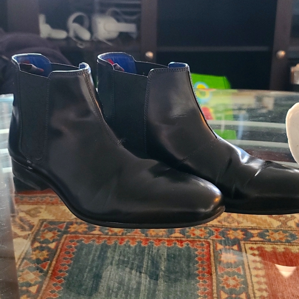Ted Baker Chelsea Boots